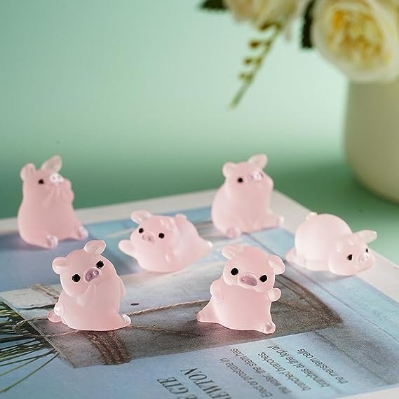 5-Piece Set Cute Pink Pig Doll Car Dashboard Decorative Pig Statue Decoration Resin Cute Pig Desktop Figurine Decoration Crafts for Car Home Desk Collectible Dolls - Image 2